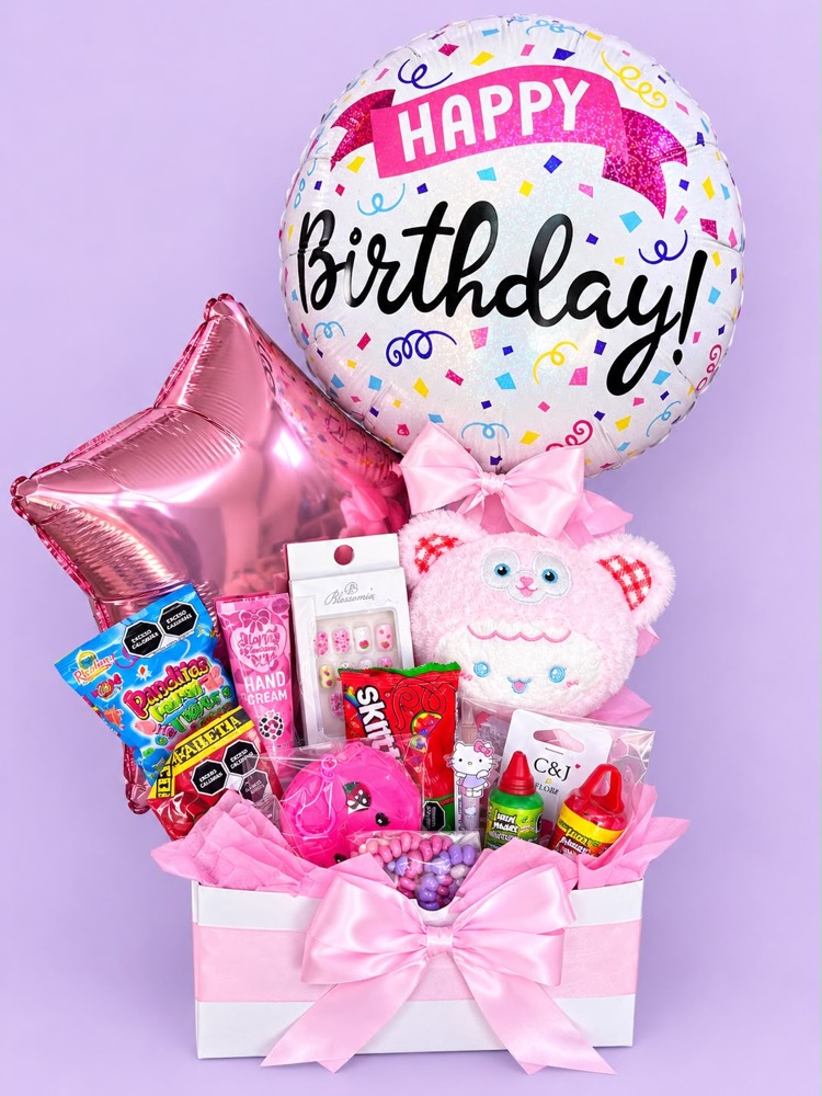 Arreglo de cumpleaños con dulces, peluche y globos